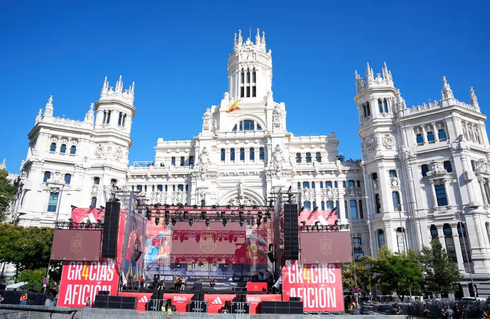 General view with supporters of Spain during the celebration of Spain Team at Cibeles Palace of Madrid after winning the Eurocup 2024 against Englad on July 15, 2024 in Madrid, Spain...AFP7 ..15/07/2024 ONLY FOR USE IN SPAIN [[[EP]]]