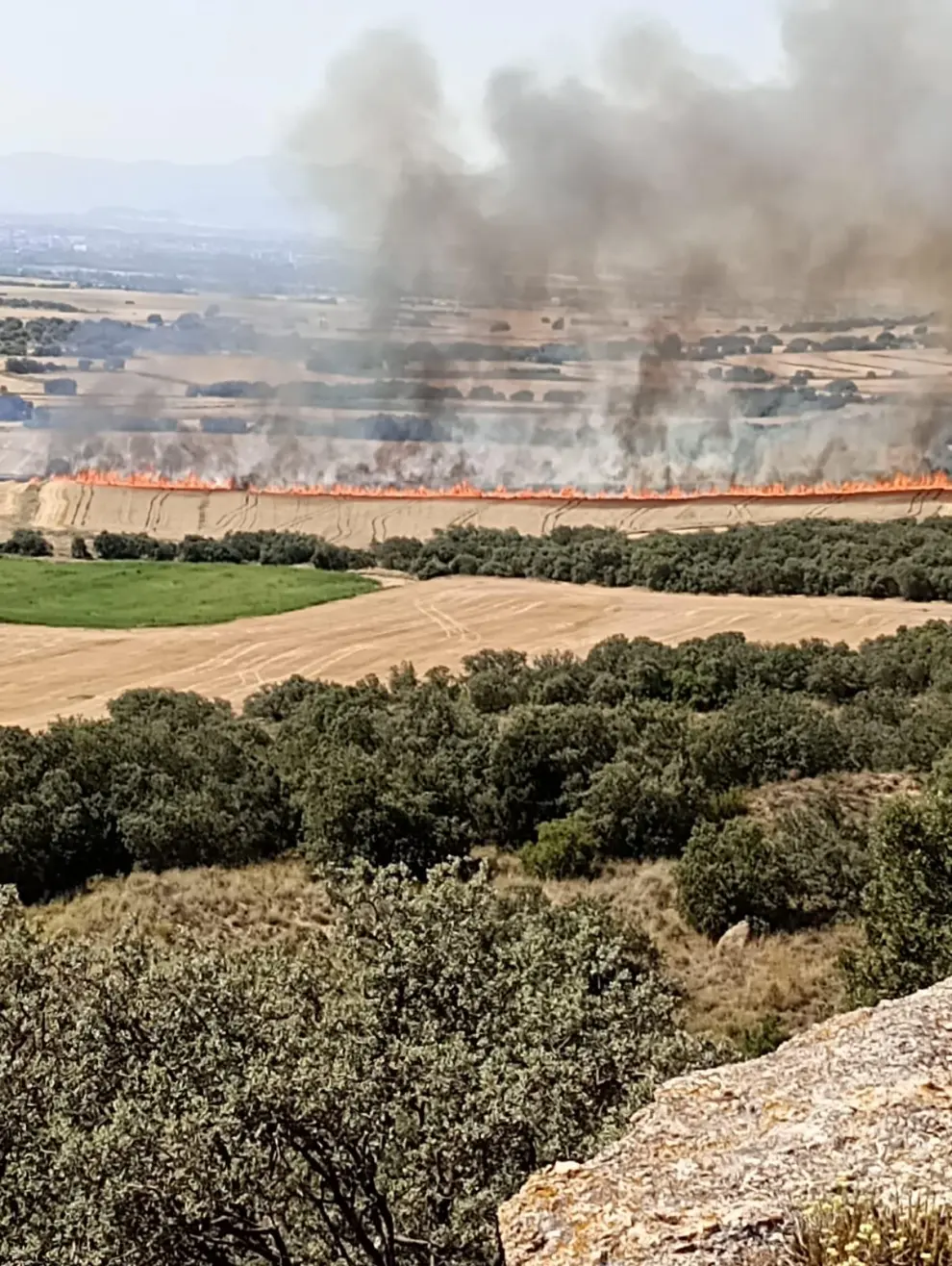 Incendio en el término de Albero Alto, en Huesca