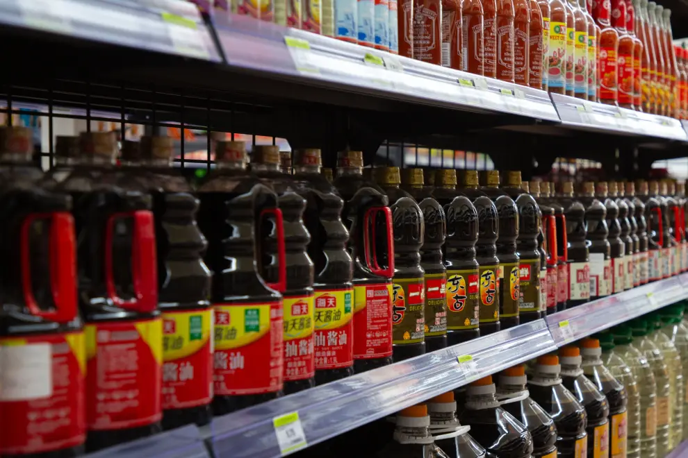 Los productos del supermercado Food Cash de Zaragoza se traen directamente de países asiáticos.