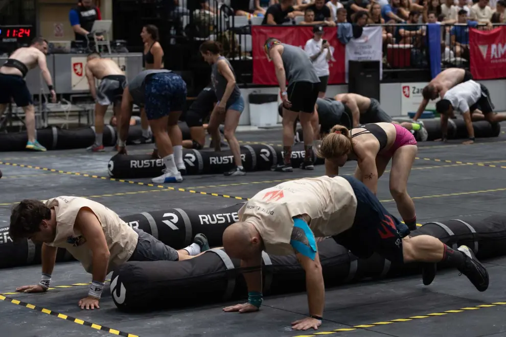 Más de 450 atletas participan este fin de semana en Zaragoza en el Cierzo Fitness Challenge.