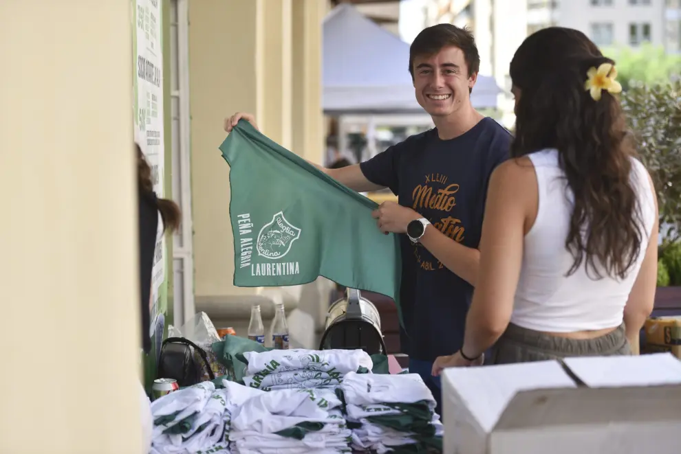 Campaña de socios de las peñas de Huesca para San Lorenzo.