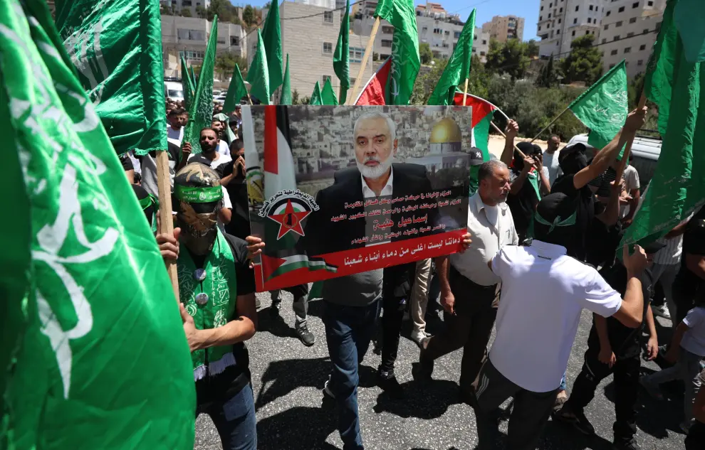 Miles de personas se despiden del líder del Hamás en Irán