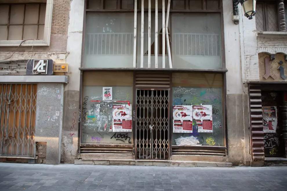 Fachada de Libros, en la calle de Fuenclara de Zaragoza.