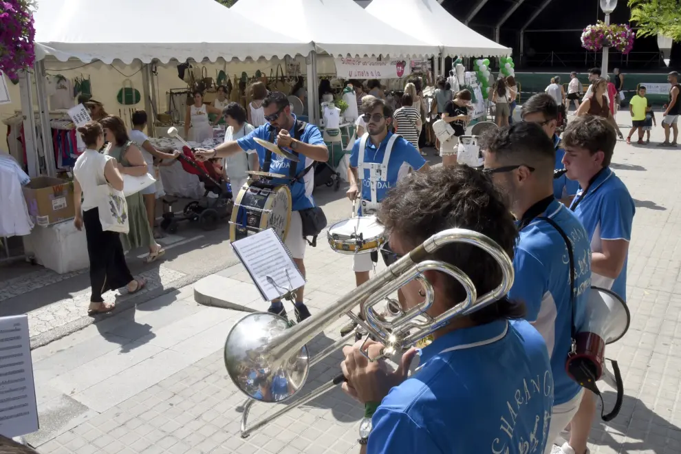 Fotos del 'Green Friday' en Huesca.