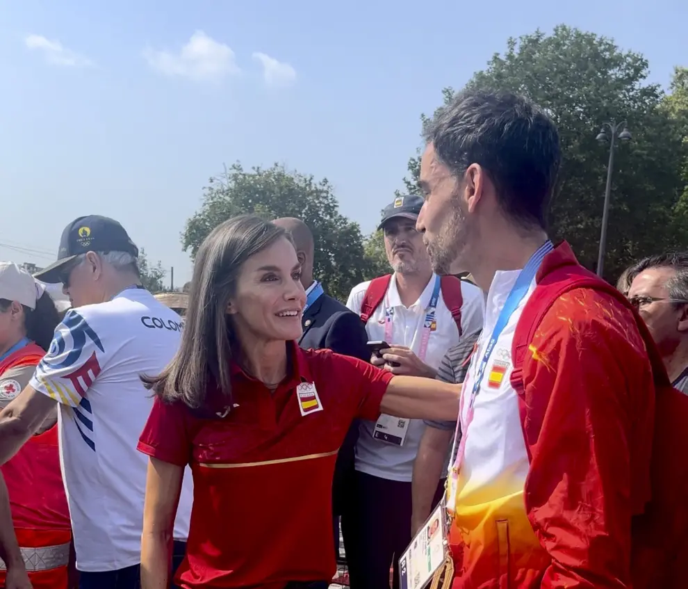 La reina Letizia anima a la delegación española en los Juegos Olímpicos de París