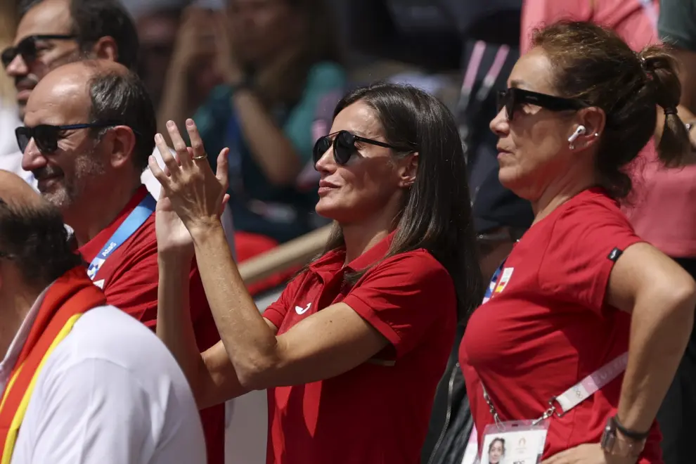 La reina Letizia anima a la delegación española en los Juegos Olímpicos de París