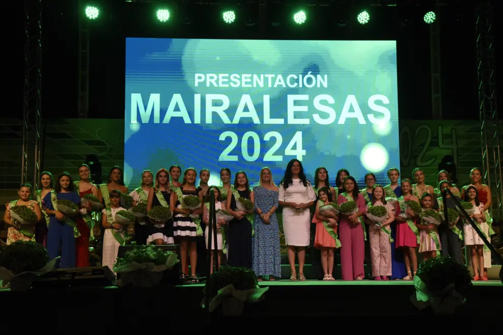 La plaza de López Allué estuvo de nuevo abarrotada para dar la bienvenida a las mairalesas y el mainate de las Fiestas de San Lorenzo 2024 de Huesca.