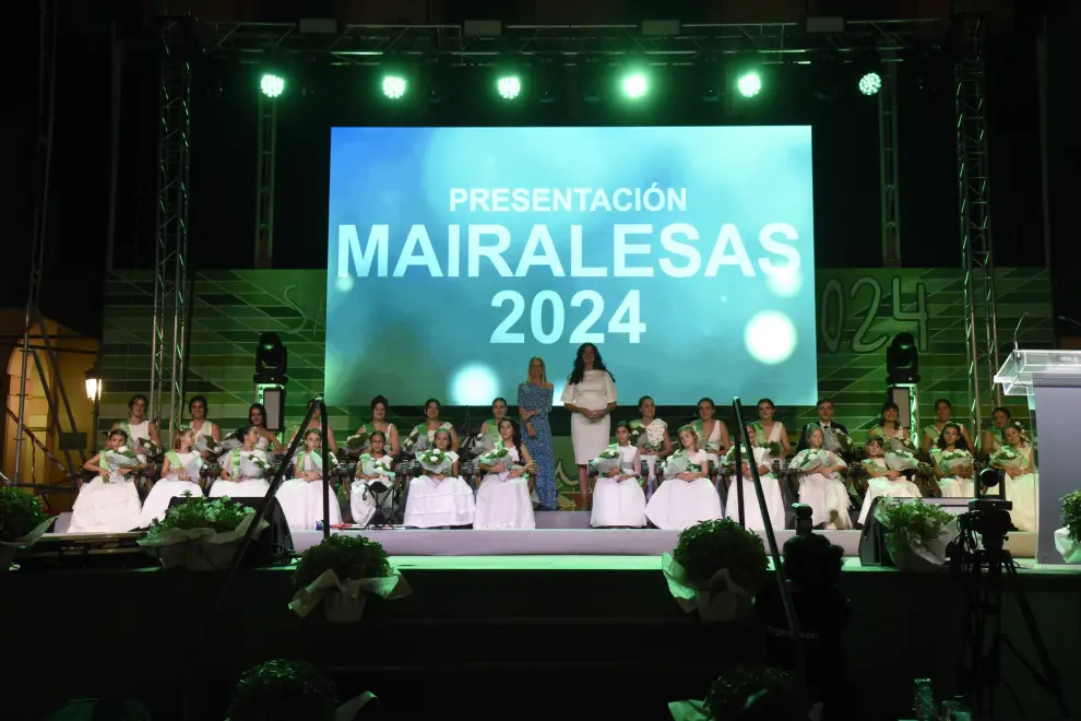 La plaza de López Allué estuvo de nuevo abarrotada para dar la bienvenida a las mairalesas y el mainate de las Fiestas de San Lorenzo 2024 de Huesca.