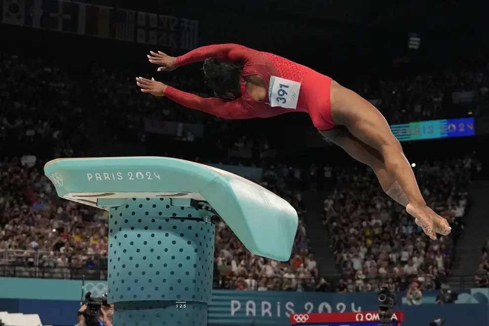 Simone Biles logra una nueva medalla en París 2024.