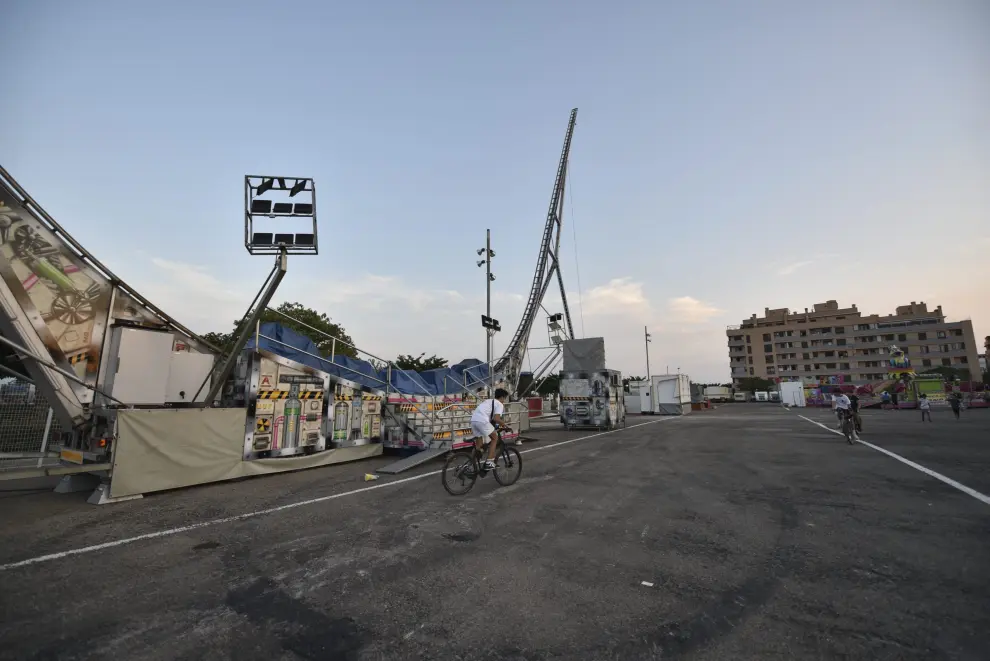 El recinto ferial de Huesca contará con una treintena de atracciones y otra treintena de puestos de comida, casetas de juegos y tómbolas.