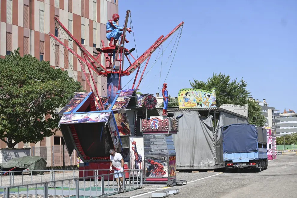 El recinto ferial de Huesca contará con una treintena de atracciones y otra treintena de puestos de comida, casetas de juegos y tómbolas.