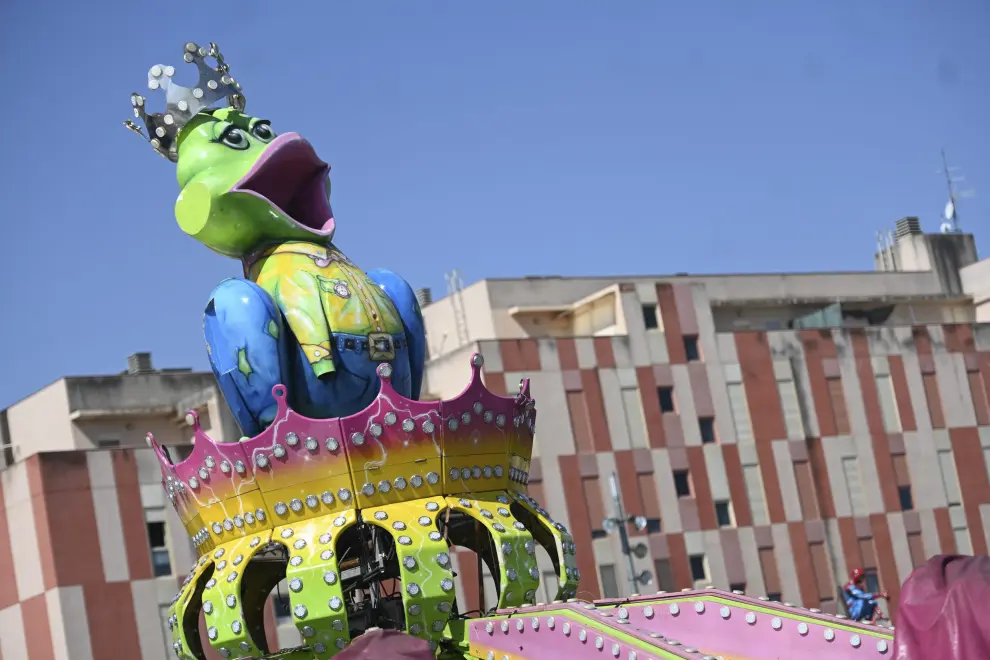 El recinto ferial de Huesca contará con una treintena de atracciones y otra treintena de puestos de comida, casetas de juegos y tómbolas.