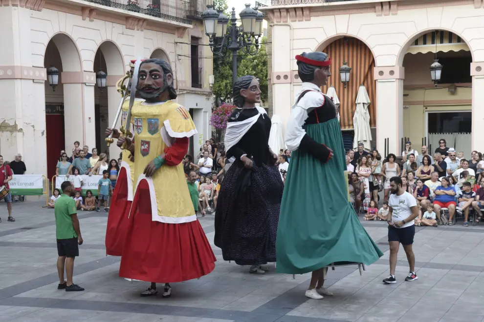 Gigantes, cabezudos y caballicos de Huesca.