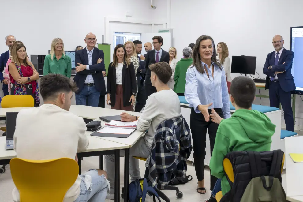 Fotos La reina Letizia respalda la FP en la inauguración del curso 20242025 en Castro