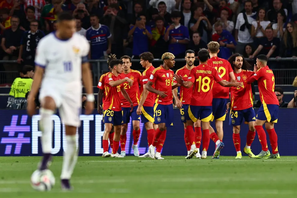 España Vence A Francia En Un Partido Loco Y Se Cita Con Portugal En La - Foto 5
