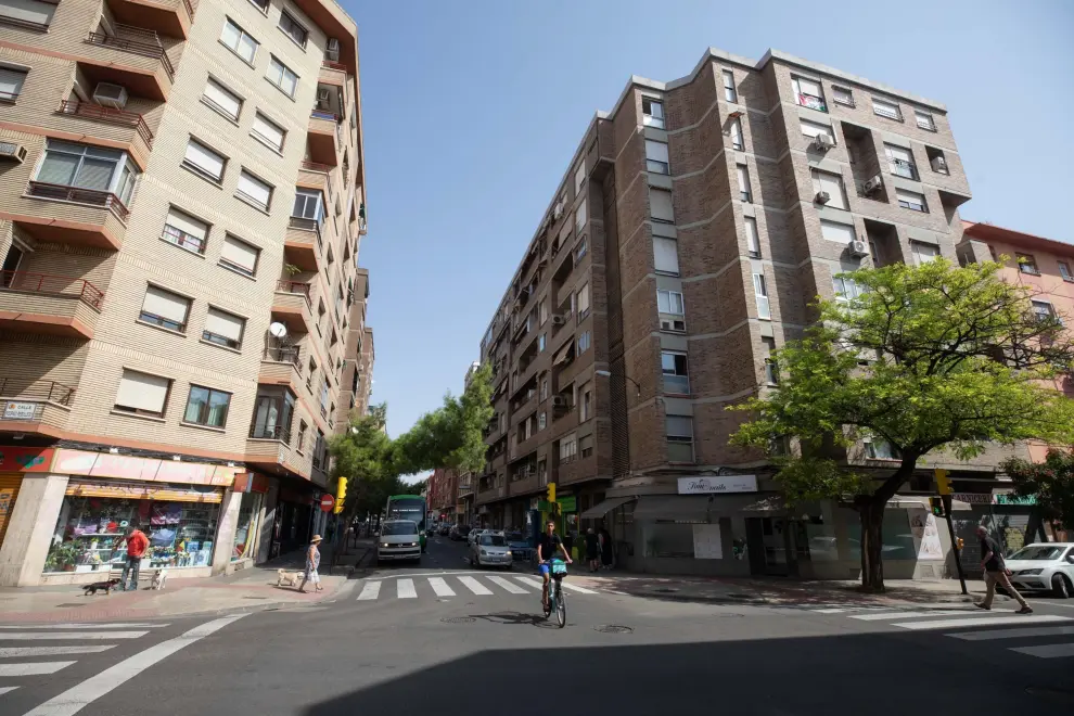 La calle, donde se van a reformar 500 metros de los 1.200 que tiene en total, es una de las arterías de Las Fuentes.