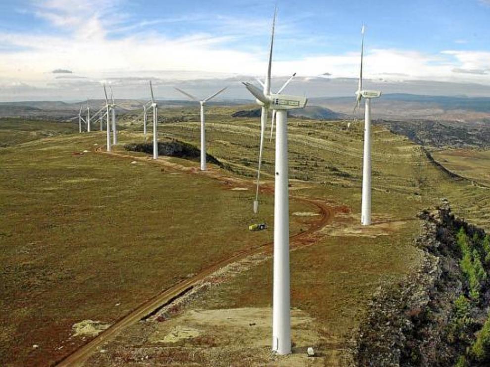 Aerogeneradores del parque eólico de Escucha (Teruel).