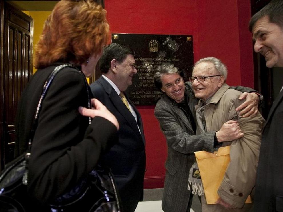 Gabriel Jackson, en el paraninfo de la Universidad, durante el homenaje a Costa