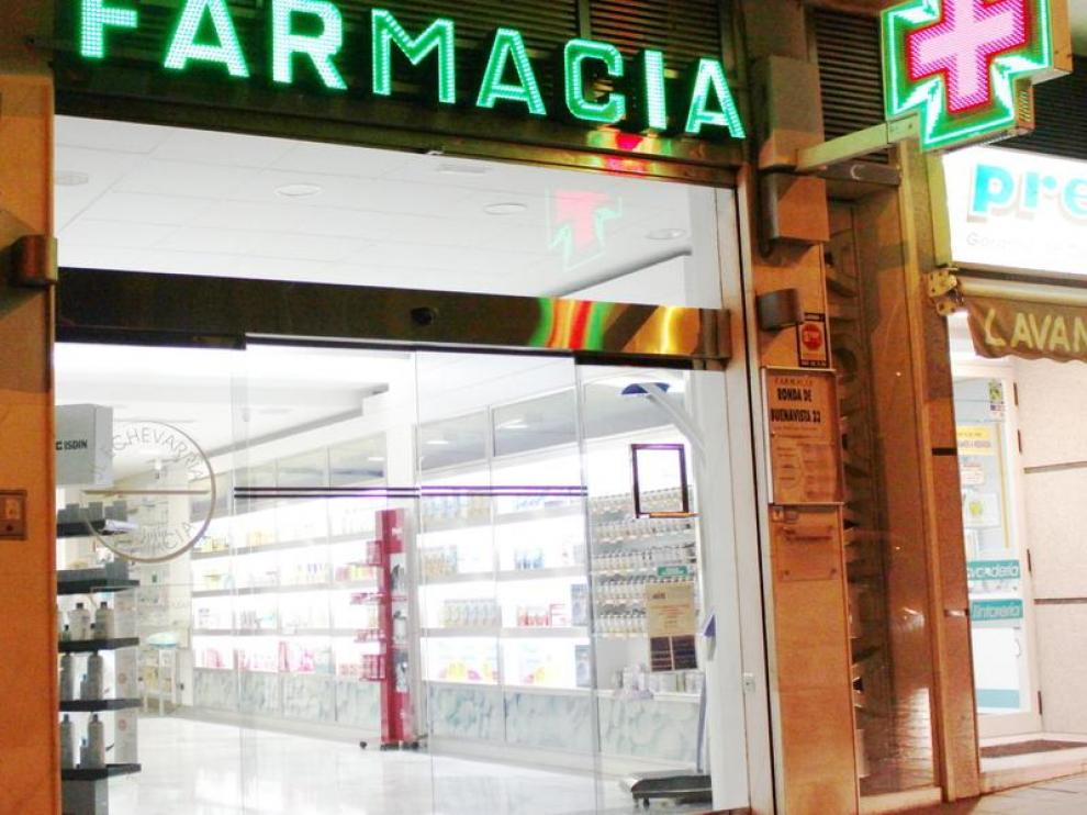 El Colegio de Farmacéuticos asegura que la receta electrónica facilitará el proceso.