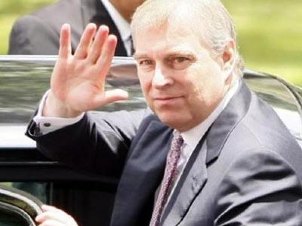 Buckingham niega un supuesto caso de abuso de menores del príncipe Andrés en EE. UU.
