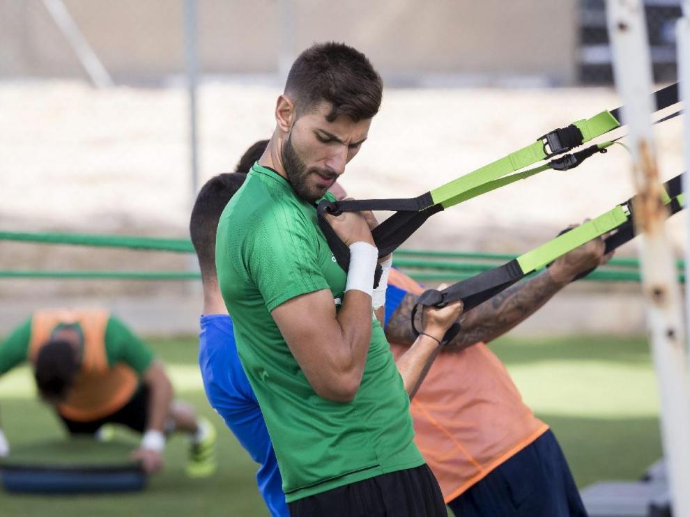 Ratón, este viernes al inicio del entrenamiento del equipo, en la parte física llevada a cabo en la Ciudad Deportiva.