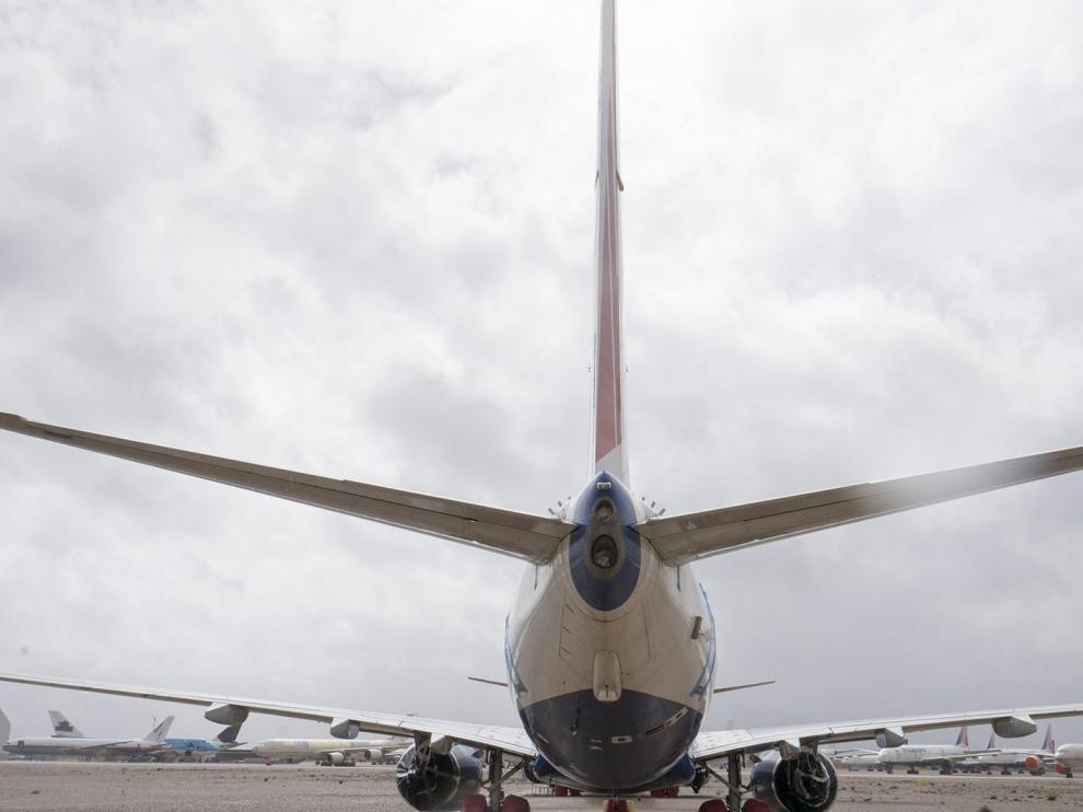 Aviones de la empresa Tarmac, estacionados en el aeropuerto de Teruel