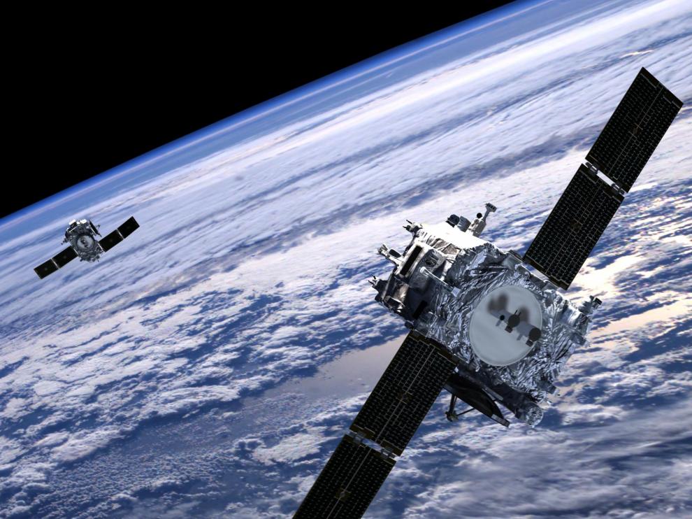 Un satélite en órbita sobre la Tierra.