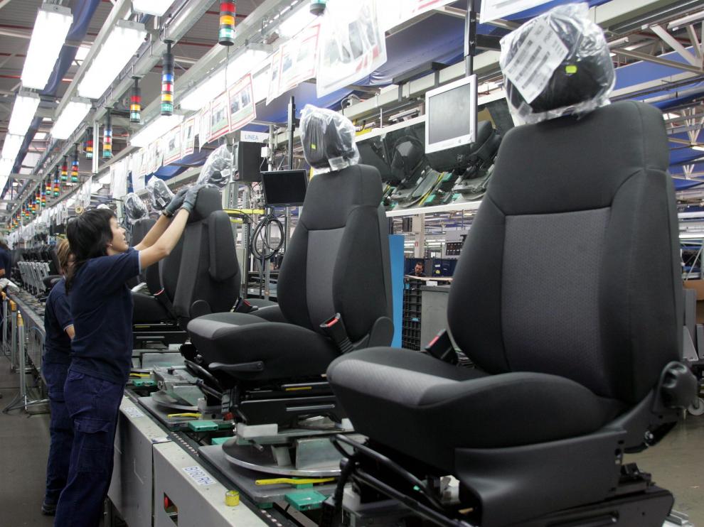 Adient (la antigua Johnson Controls) fabrica asientos para automóviles en Pedrola