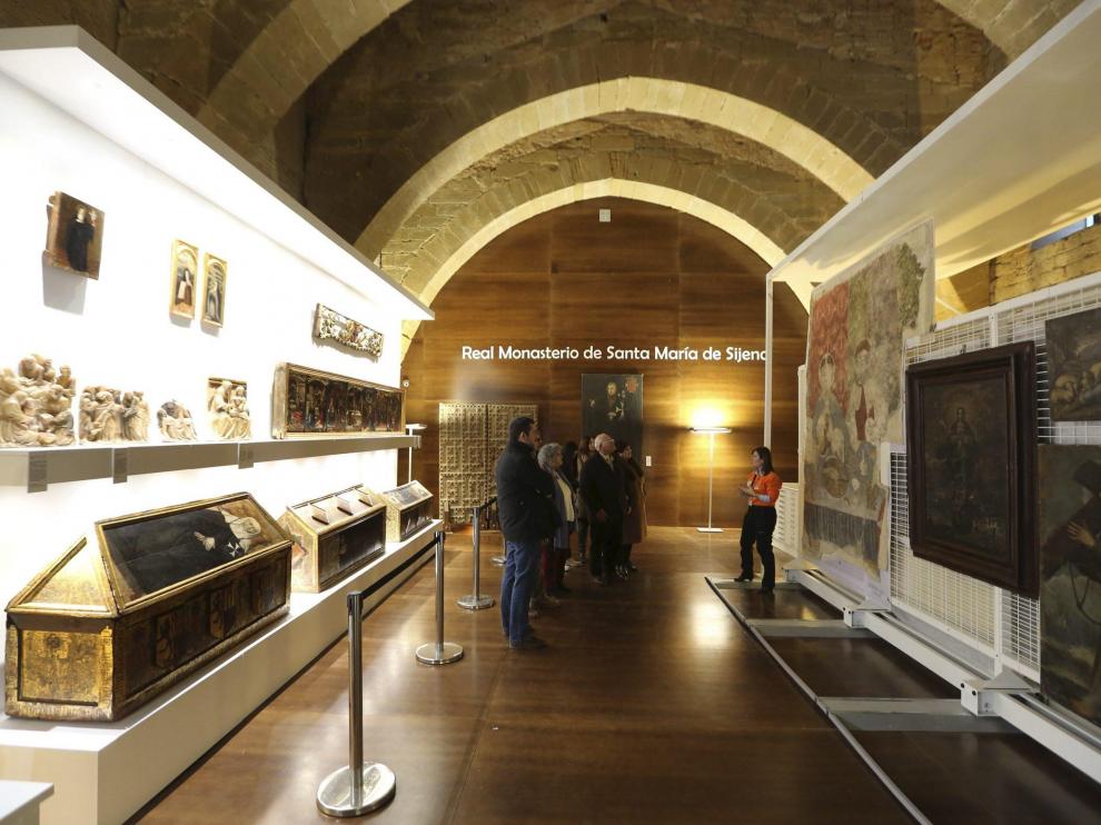 La muestra del monasterio de Sijena con los bienes aragoneses.