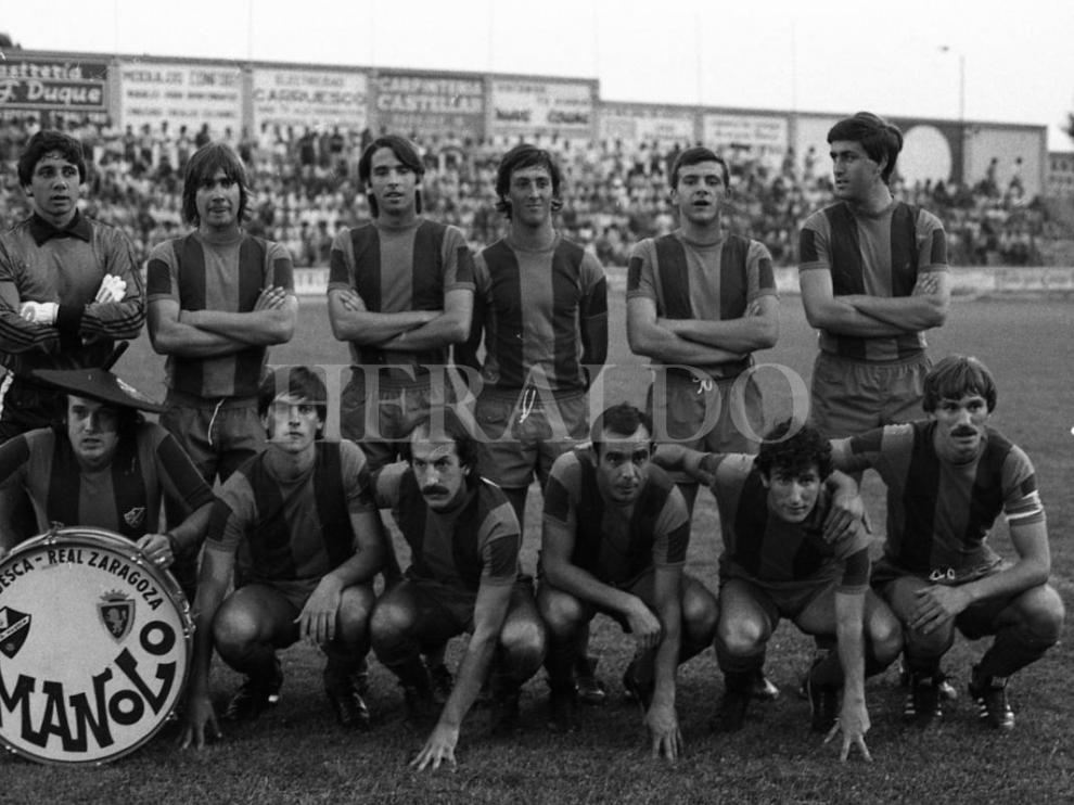Once inicial de la SD Huesca a principios de los años 80 junto a Manolo 'el del bombo' antes de enfrentarse al Real Zaragoza en El Alcoraz