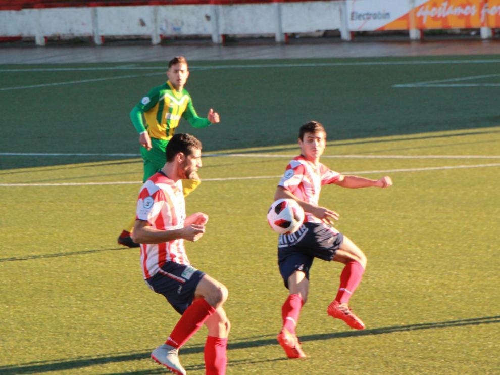 Fútbol. Tercera División- Monzón vs. La Almunia.