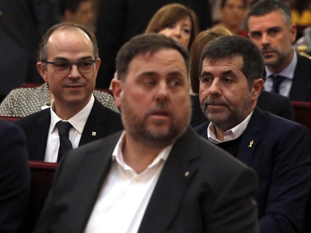 Oriol Junqueras en la primera fila del banquillo de los acusados.
