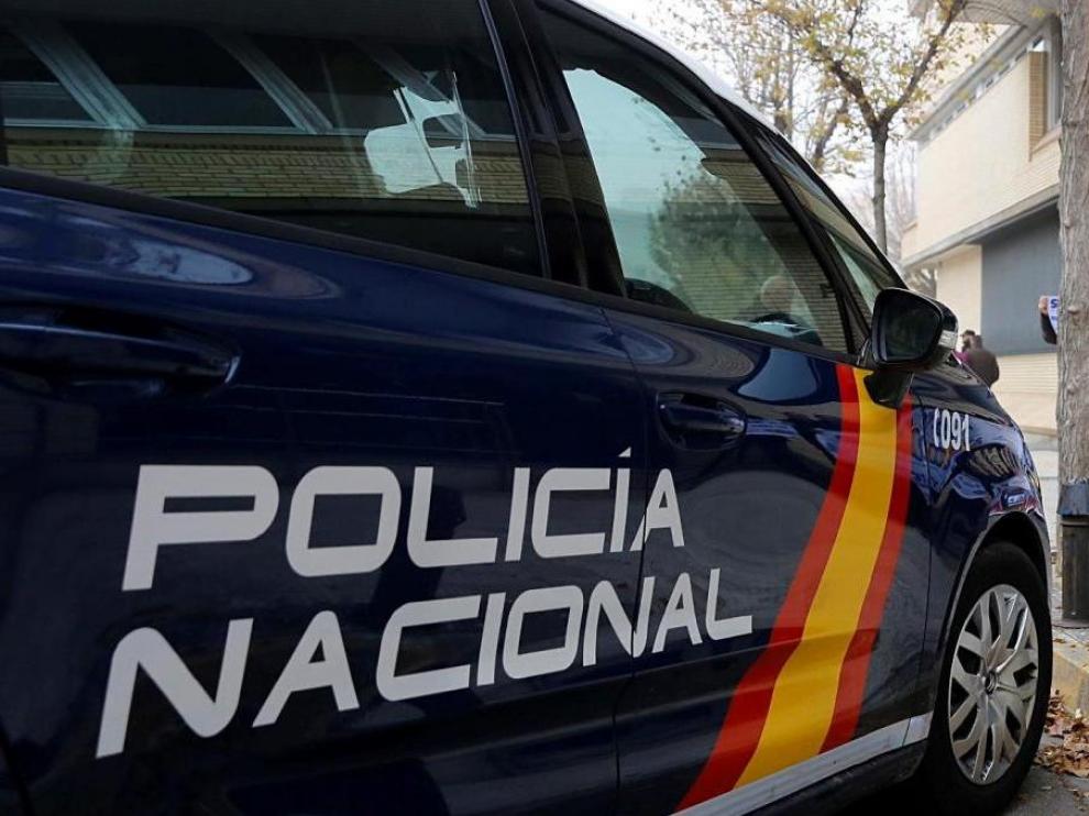 Imagen de archivo de un coche patrulla de la Policía Nacional.