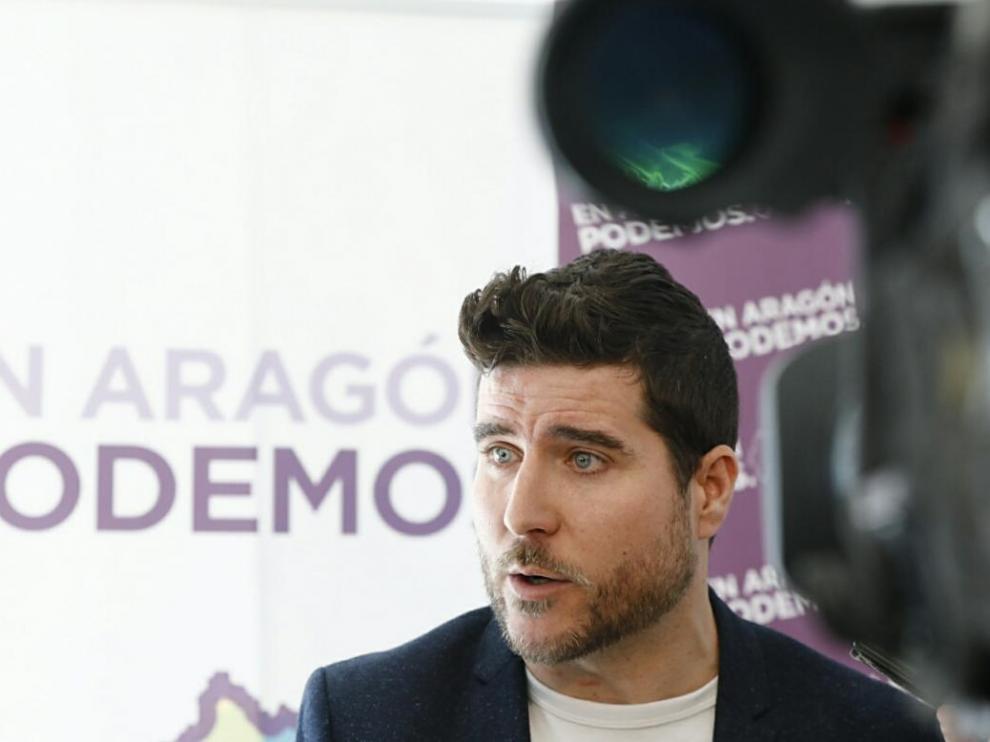 Nacho Escartín, líder de Podemos Aragón, en el Consejo Ciudadano que ha tomado la decisión de no concurrir a la primarias con ZeC