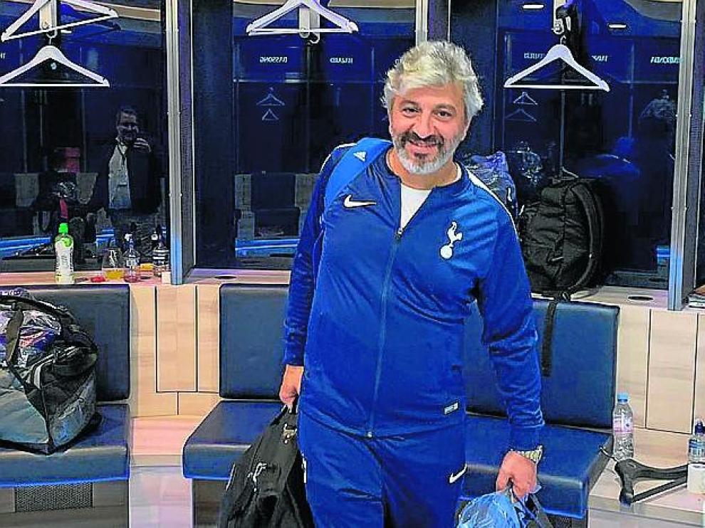 Nayim, en el vestuario del nuevo estadio.