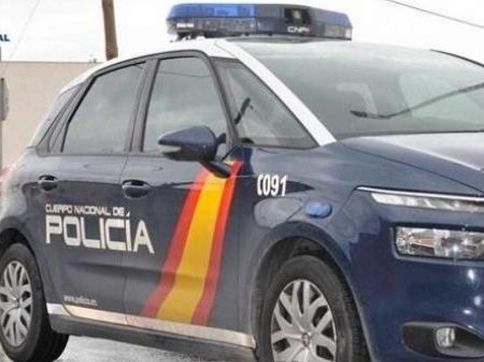 Un vehículo de la Policía Nacional
