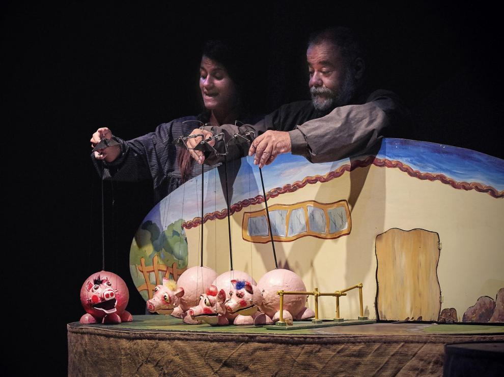 Los tres cerditos de Arbolé.
