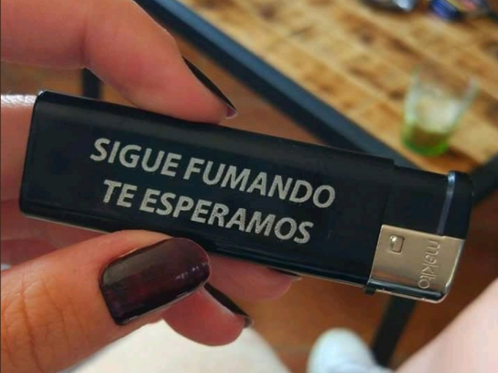 Mechero de la funeraria Curroliño.