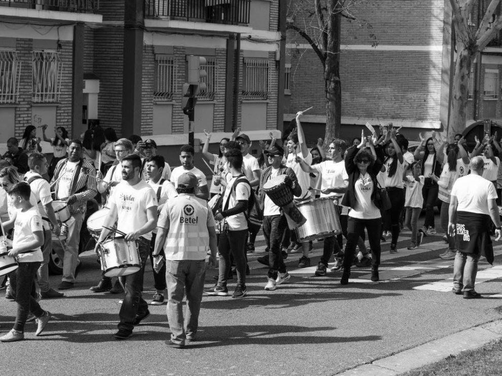 La marcha de Resurrección por las calles de Zaragoza.
