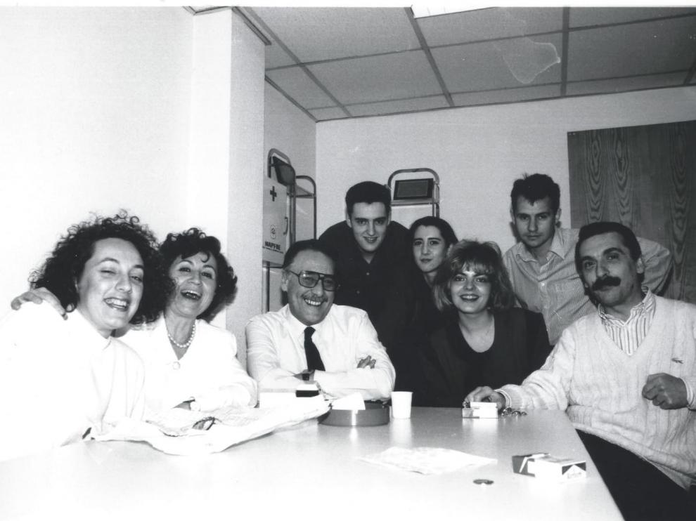 María José Cabrera junto a Paloma Tortajada y otros compañeros de Cope Zaragoza, cuando trabajó en la emisora.