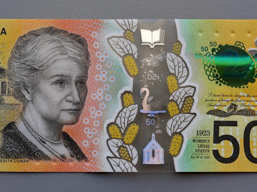 Los billetes australianos con el error ortográfico.
