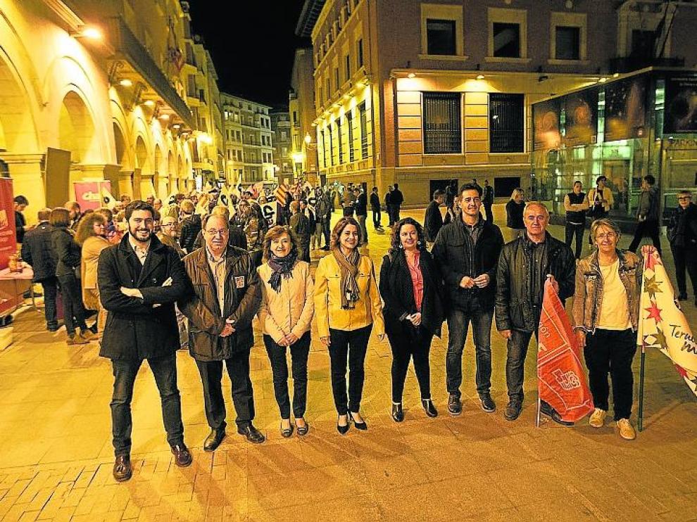 De izquierda a derecha, los candidatos a la alcaldía por Vox PAR, CHA, PP, Ganar, Cs, PSOE y Espacio Municipalista.