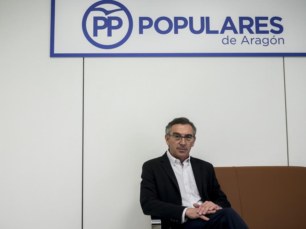 Beamonte, en su despacho de la sede del PP-Aragón