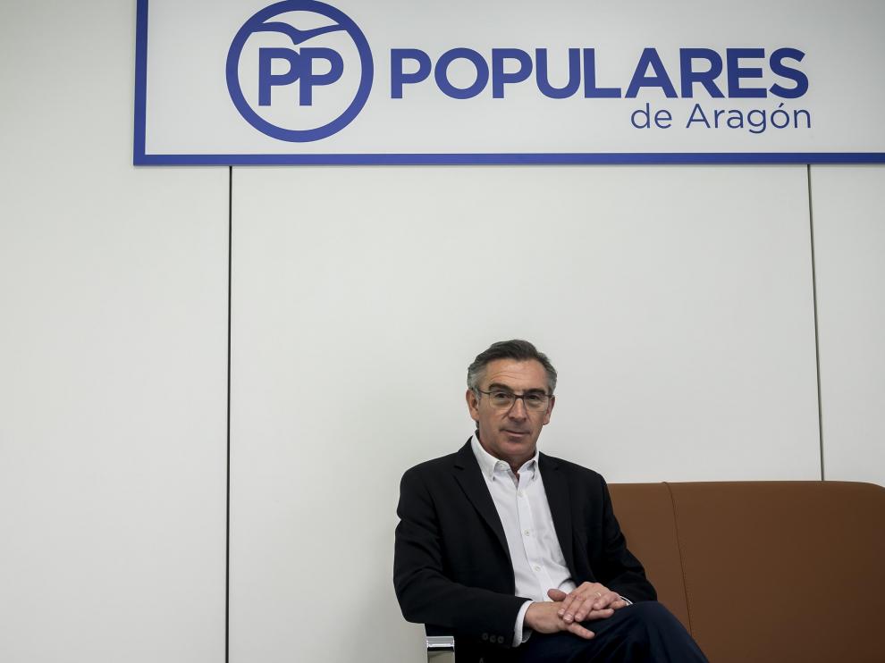 Beamonte, en su despacho de la sede del PP-Aragón