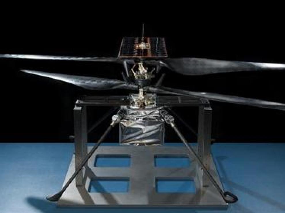 El primer helicóptero de Marte supera pruebas clave de funcionamiento.