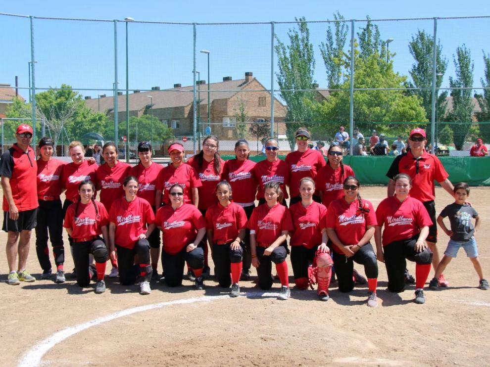 Formación del CBS Miralbueno, campeona de España de Primera División