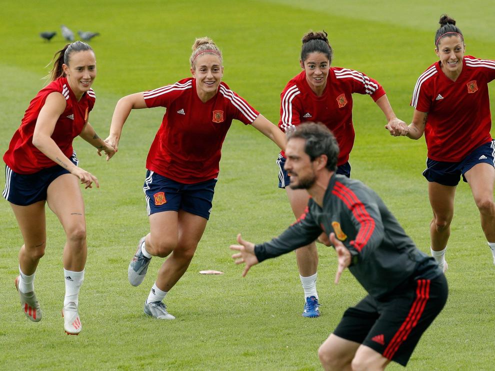 Entrenamiento de la selección española de fútbol femenino.
