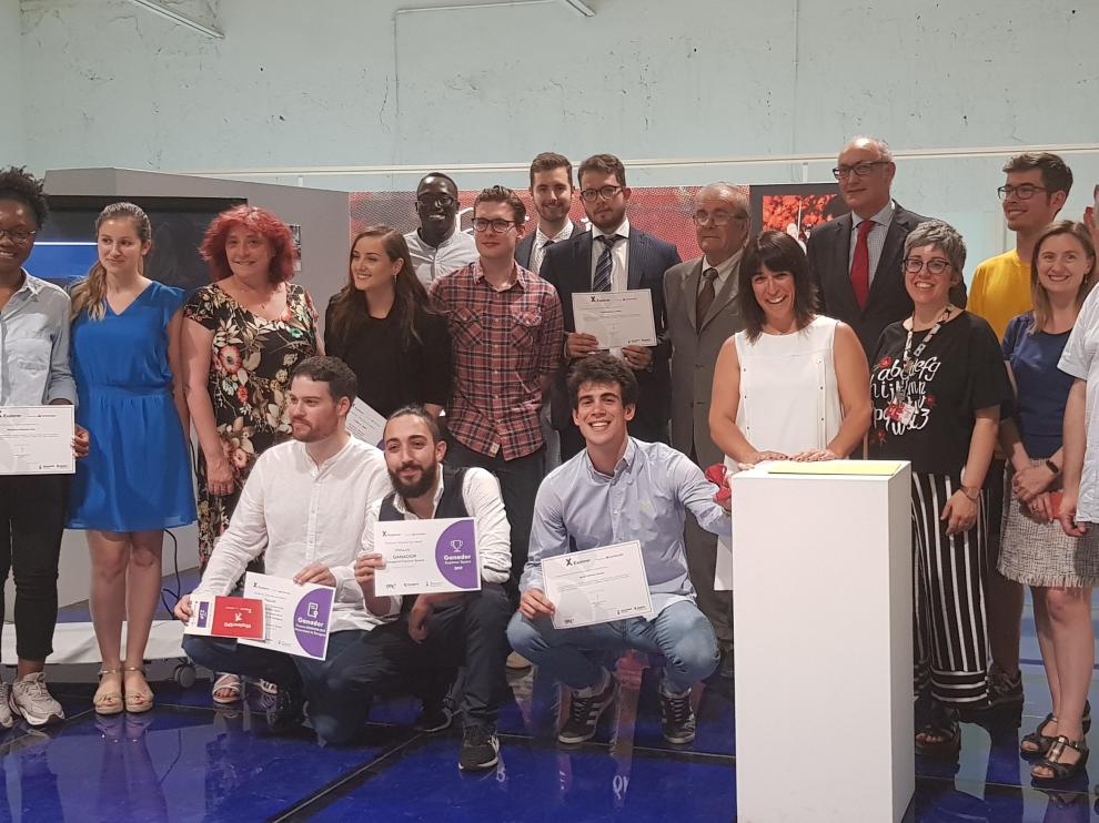 Foto de familia de los premiados.