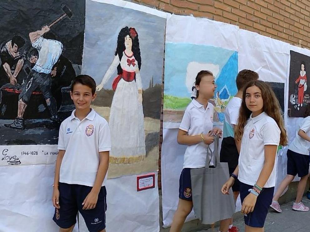 Los alumnos hicieron de guías de este peculiar museo al aire libre