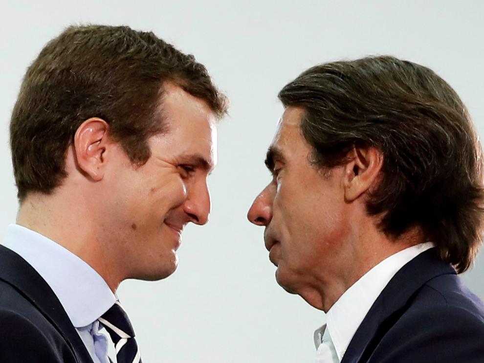 Pablo Casado y José María Aznar en la inauguración de los cursos de verano de la FAES.